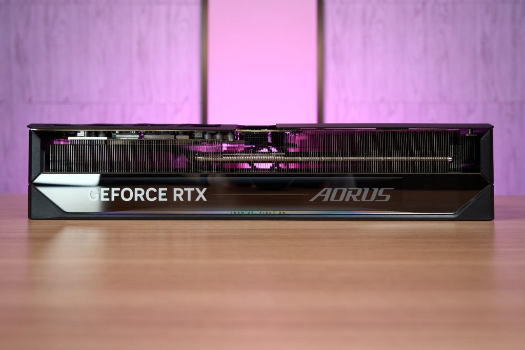 AORUS GeForce RTX 5080 MASTER 16G review 12
