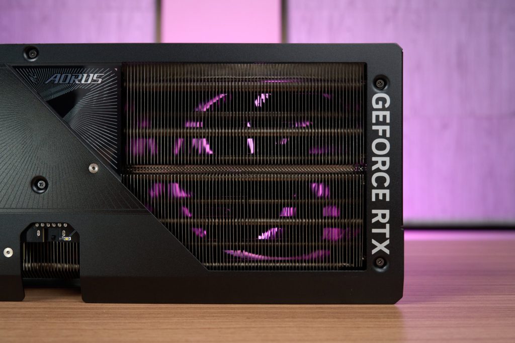 AORUS GeForce RTX 5080 MASTER 16G review 13