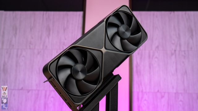 NVIDIA GeForce RTX 5090 Founders Edition 10